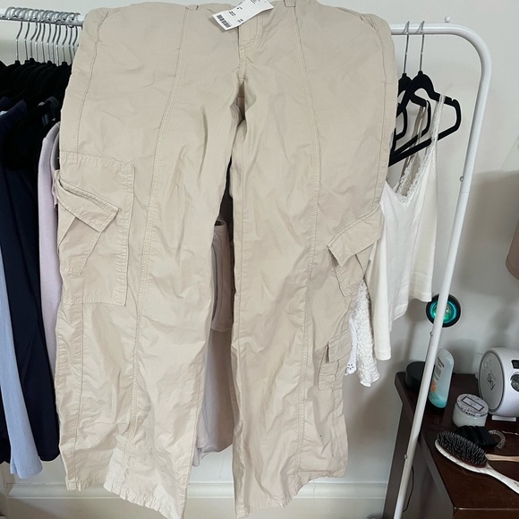 THE urban outfitters cargo pants - Picture 6 of 6